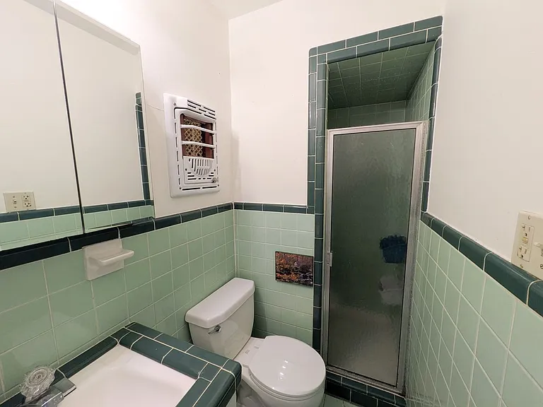 5040 Raleigh Dr — Photo 17