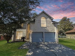 374 Lake View Dr, Montgomery, TX 77356