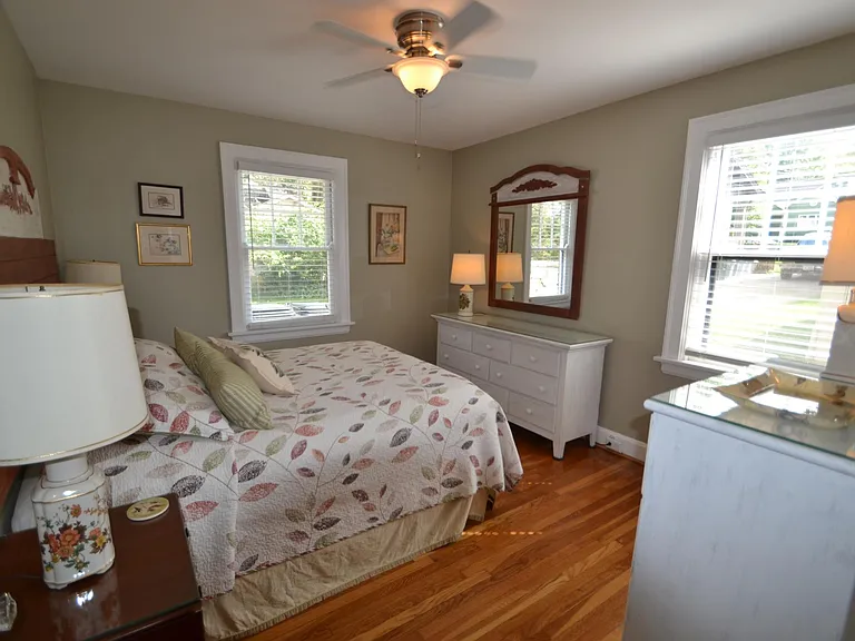 908 Ellison Ave #2 — Photo 19