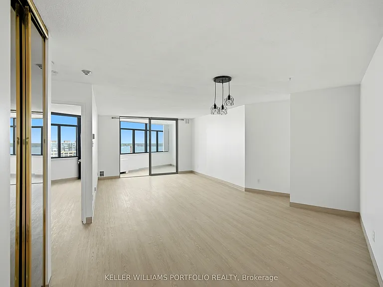 250 Queens Quay W #1608 — Photo 1