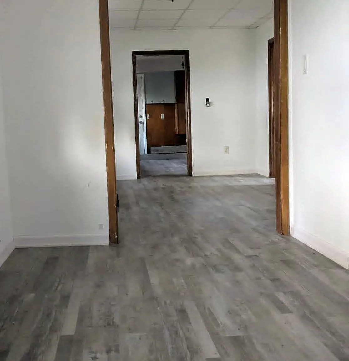 2 bed, 980 sqft, $2,100 — Photo 2