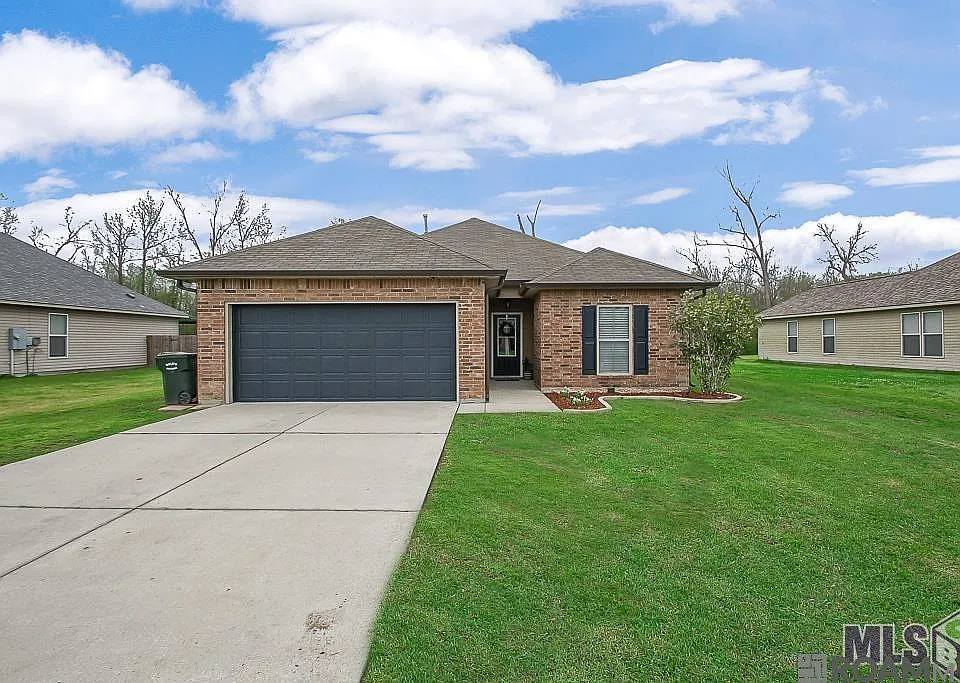 16228 Old Samuel Dr