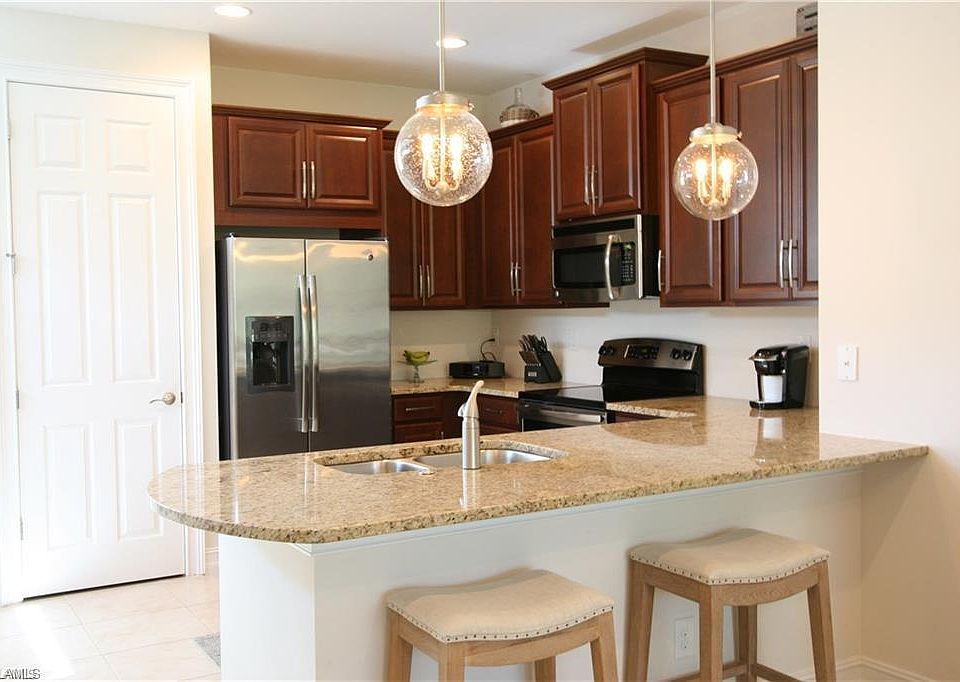 1st image of 3550 Crosswater Dr