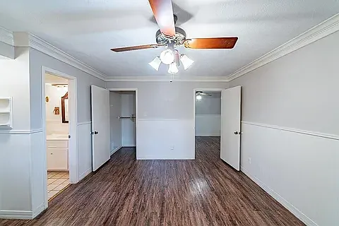 10503 Greencreek Dr — Photo 14