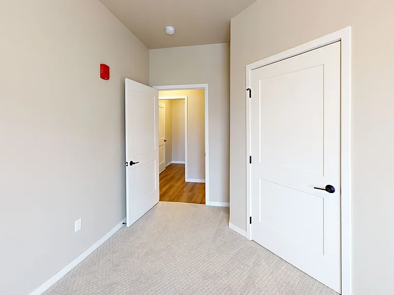 The Plains Apartments — Photo 54