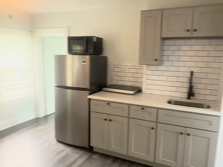 721 S Wellwood Ave #2 — Photo 2