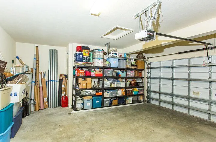 10426 Wellington Parc Dr — Photo 18