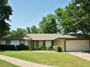 4019 Coventry Ln, Norman, OK 73072