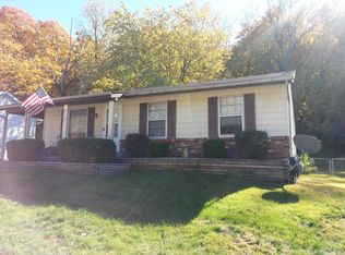 1229 Green Knoll Dr, Fenton, MO