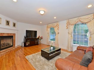 362 Valley Rd, Clifton, NJ 07013