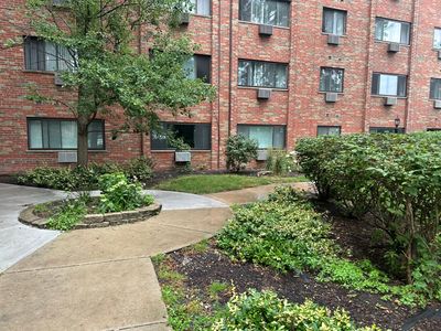 5348 N Cumberland Ave APT 220, Chicago, IL, 60656