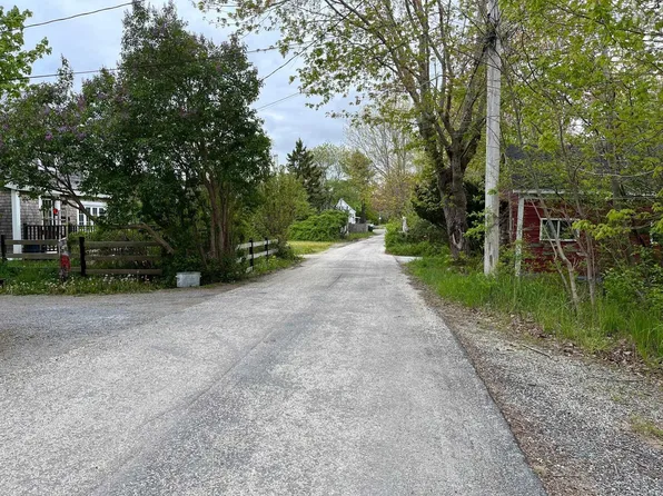 31 Franks Ln, Bridgewater, NS B4V 2R9