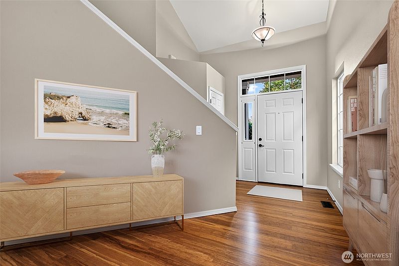 2nd image of 16963 Lookout Mountain Road SE