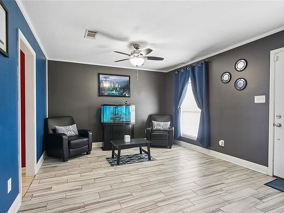 4th image of 355 Glendella Dr