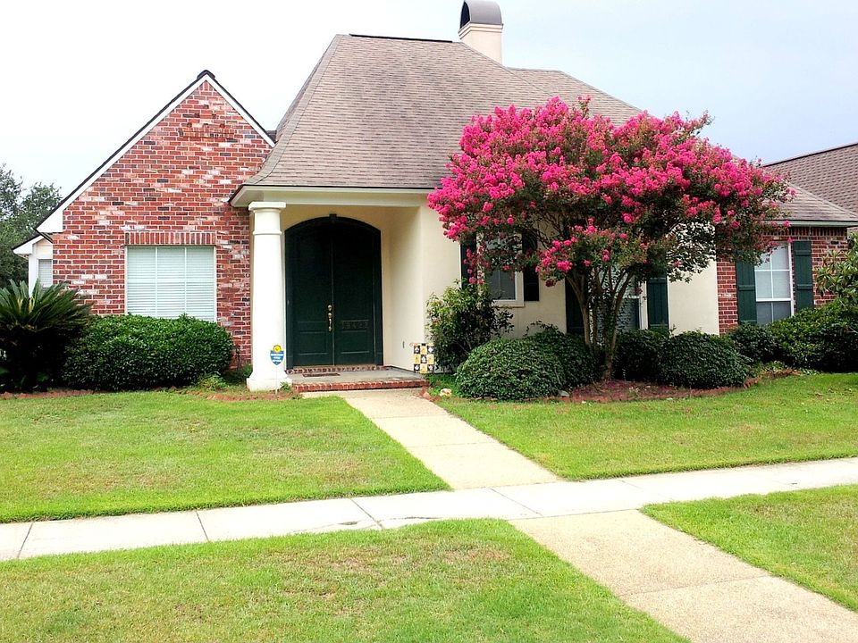 1st image of 39422 Meadowbrook Ave