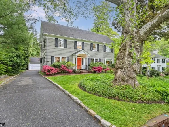 35 Durand Road, Maplewood Twp., NJ 07040