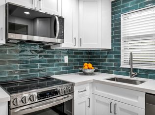 9235 SW 8th St APT 405, Boca Raton, FL 33428