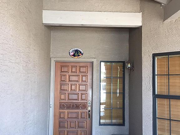 front walk way