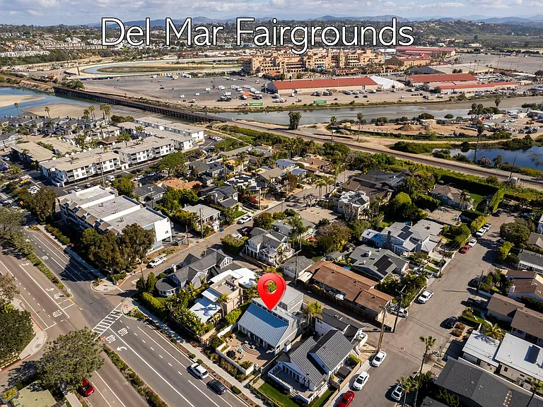 Close walk to the Del Mar Racetrack, San Diego Fairgrounds, Kaaboo and Breeders Cup!