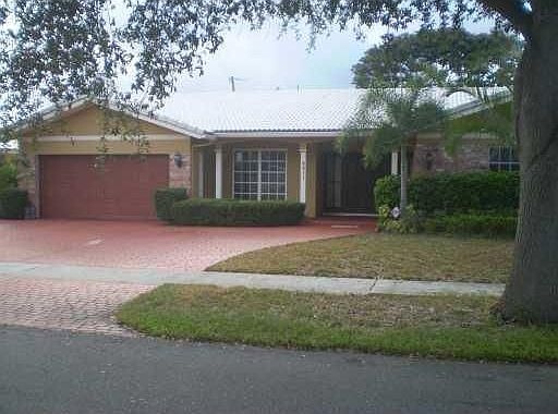 1st image of 6511 NE 21st Ln