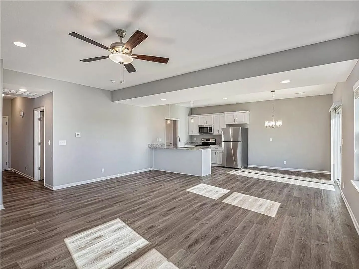 Stunning 4 Bedroom in Blue Springs! Coming Soon! — Photo 2