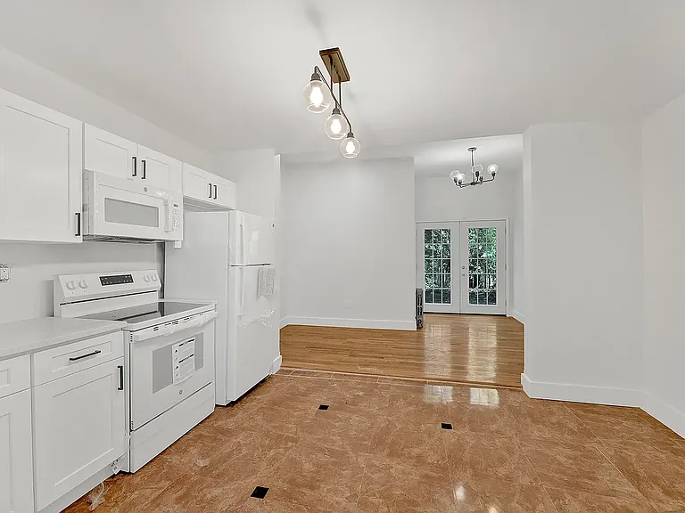 9716 Farragut Rd #1 — Photo 5