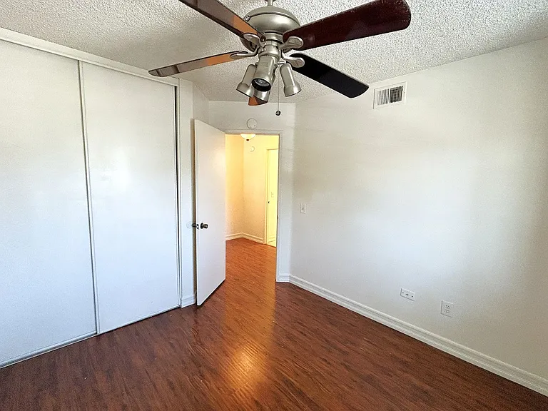 3214 Canary Ct — Photo 16