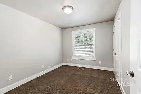 829 W Rollins St — Photo 6