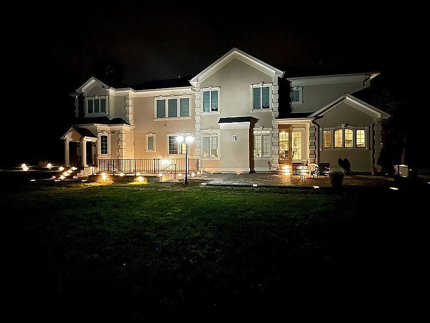 2nd image of 11 Bauers Ln