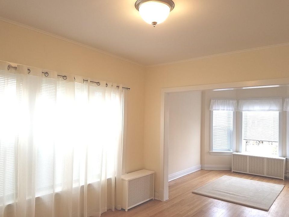 Dining-Living rooms