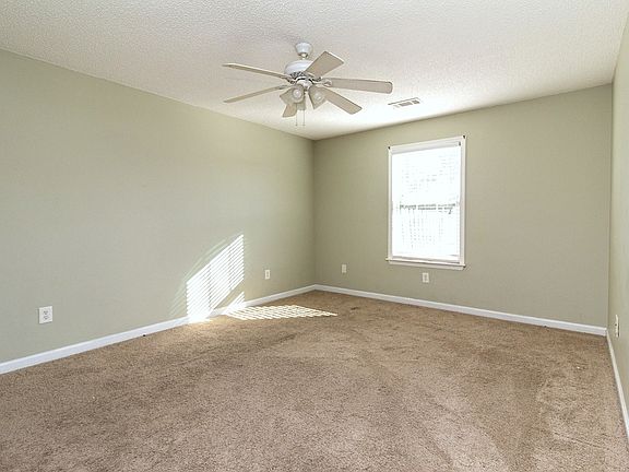 5th image of 1703 Summerwoods Ln