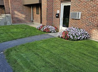 Ledgewood Court, Worcester, MA 01605