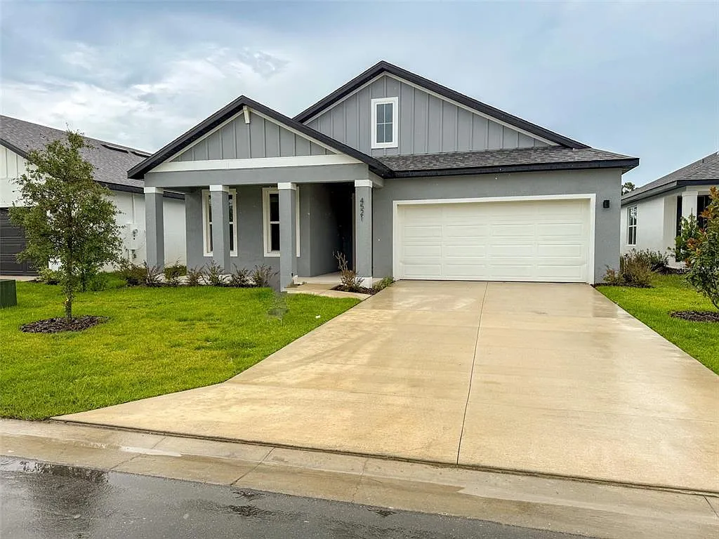 3 bed, 2.0 bath, 1742 sqft, $2,500 — Photo 2