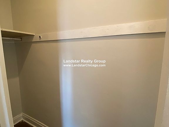 3rd image of 4518 N Wolcott Ave #G