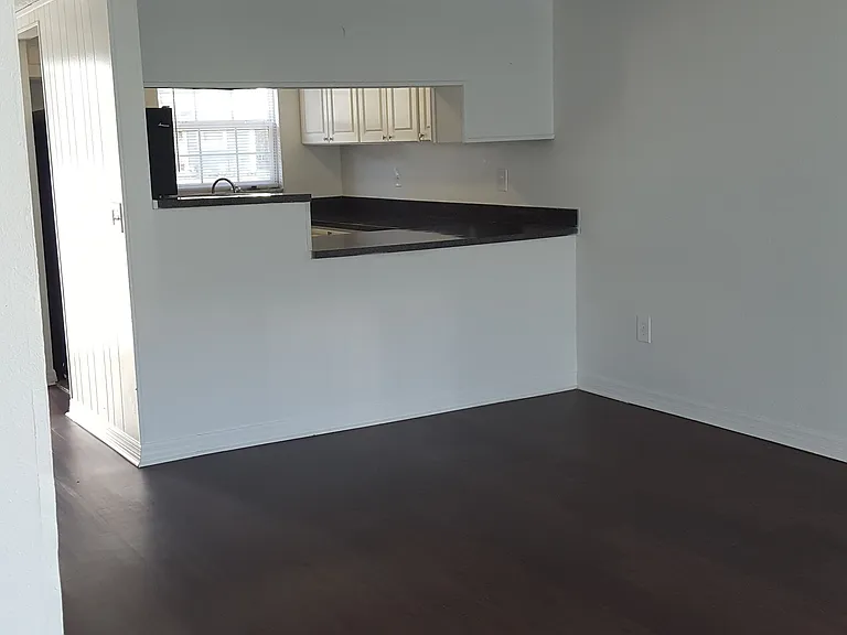 Oak Ridge Apartments — Photo 46