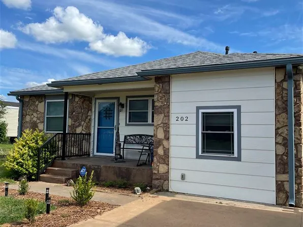 202 5th St, Elgin, OK 73538