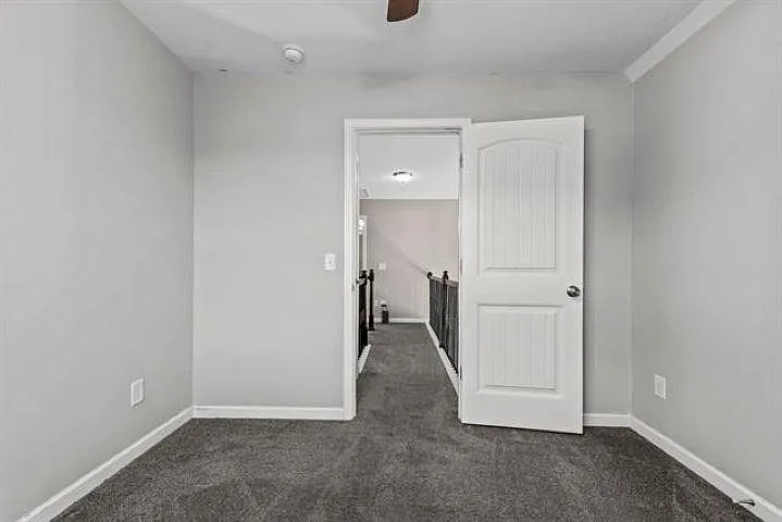 119 Misty Grove Ln — Photo 6