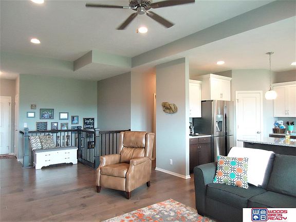 4th image of 9933 Paris Ct
