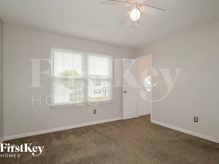 256 Cherrywood Parc Dr — Photo 11