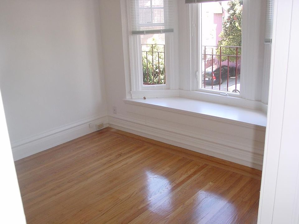 1st image of 307 Frederick St #2