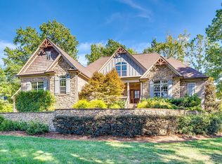 230 Quiet Waters Rd, Belmont, NC 28012