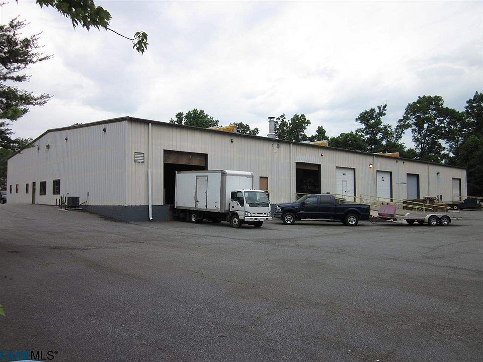 Building Photo 3