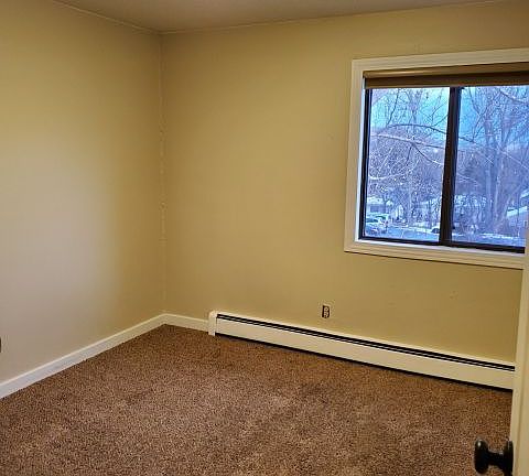 5th image of 2141 Burnstead Dr APT 19