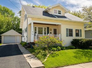 243 Broad St, Menasha, WI 54952