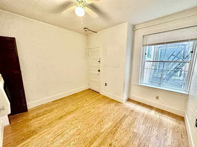 1 bed, 9999 sqft, $2,550 — Photo 2