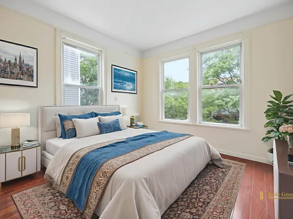 2121 Grand Avenue image 2 of 10