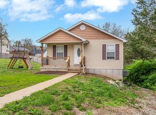 1036 Center St, Pacific, MO 63069
