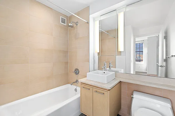 Rented by Compass | media 7