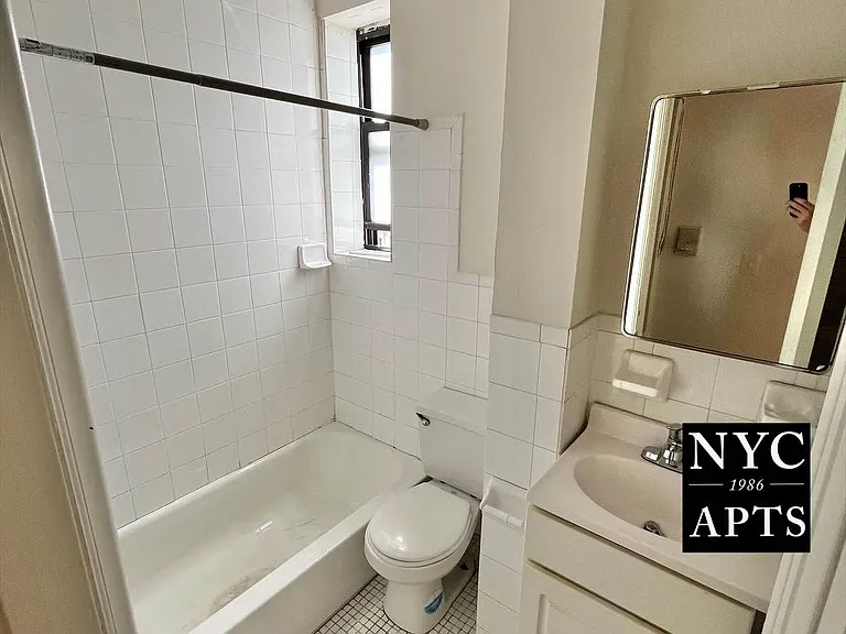 328 W 44th St #63 — Photo 8
