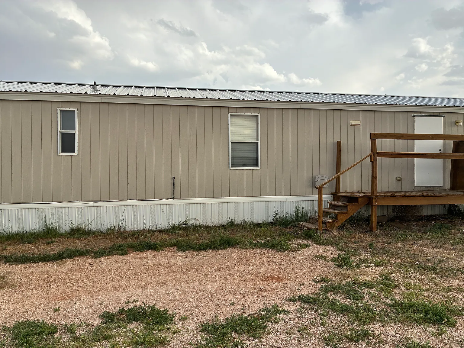 2 bed, 924 sqft, $800 — Photo 1